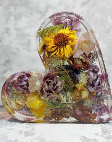 free-staning resin block